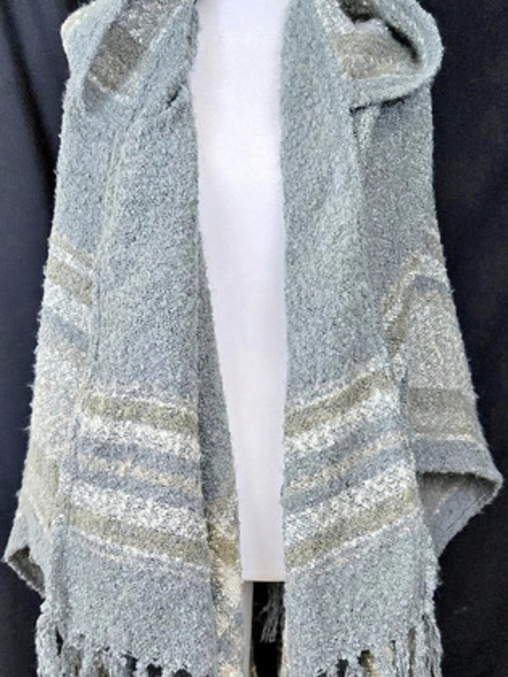 Simply Noelle Hooded Fringe Wrap Gray White Like New#771